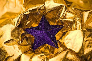 《中世纪王朝》合作模式新元素预告：女性角色